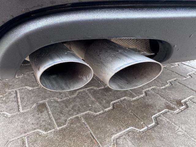 Audi A4, 2.0 l., Седан