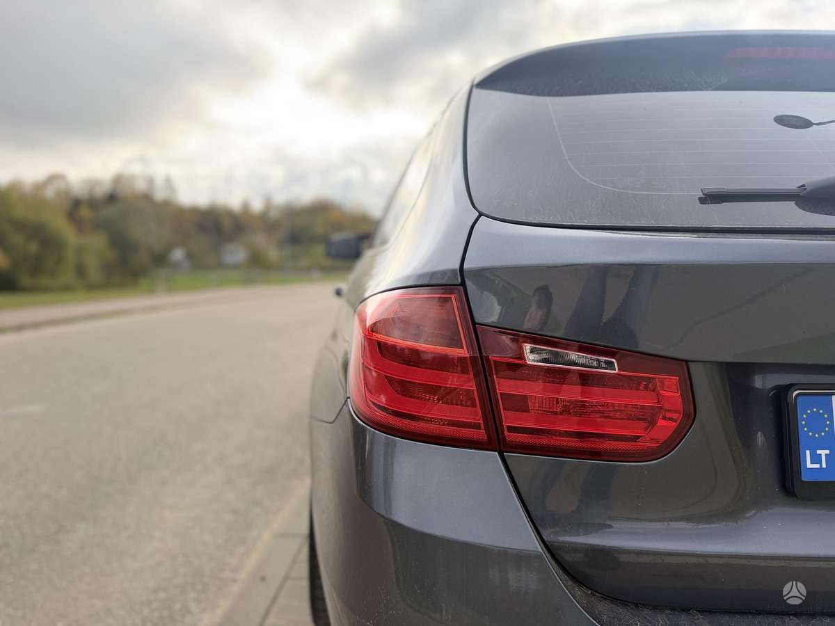 BMW 330, wagon