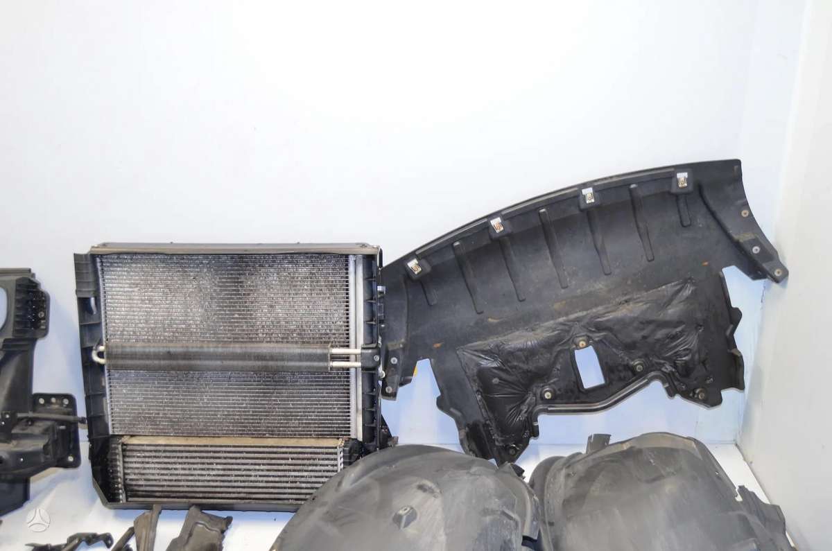 BMW X5 body parts