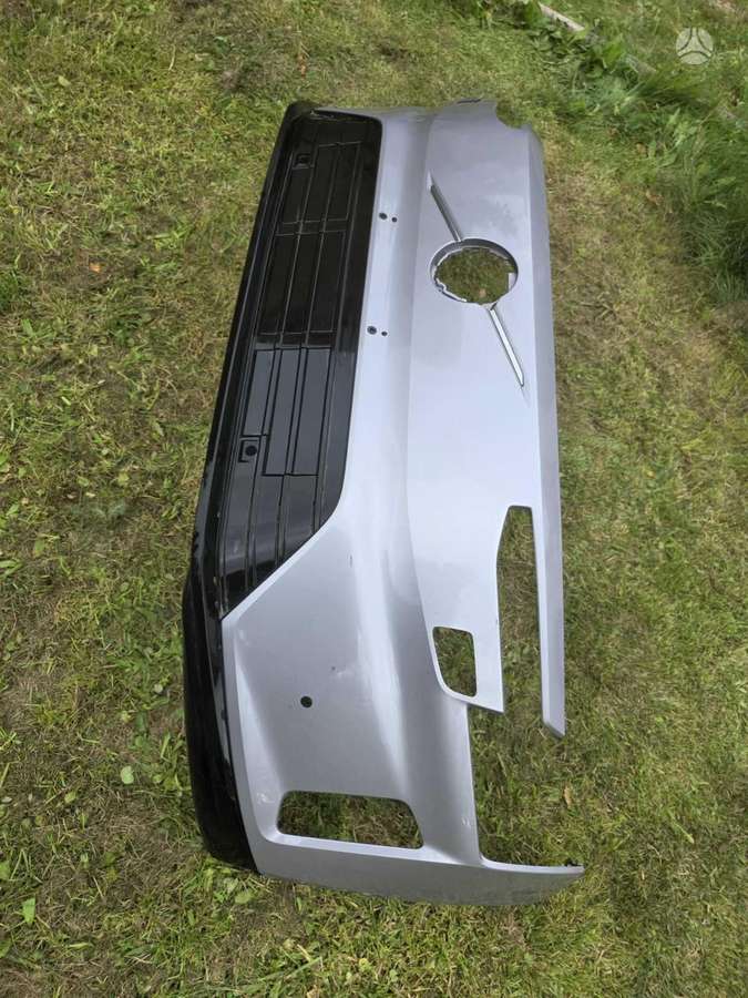 Volvo EX90 bumpers