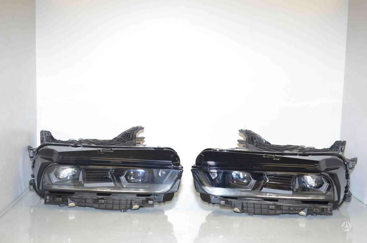 BMW 7 serija lights