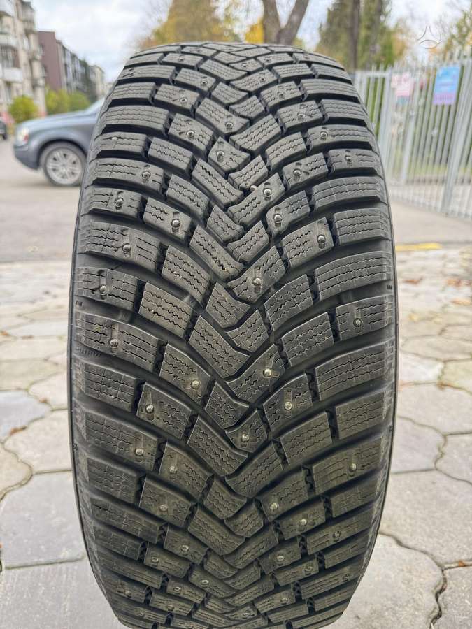 Continental, зимние 245/50 R19