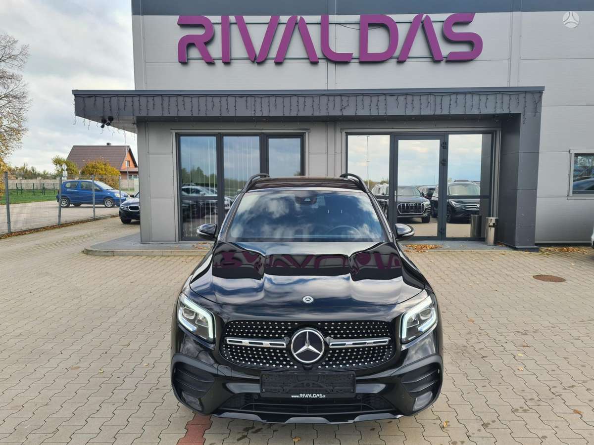 Mercedes-Benz GLB200