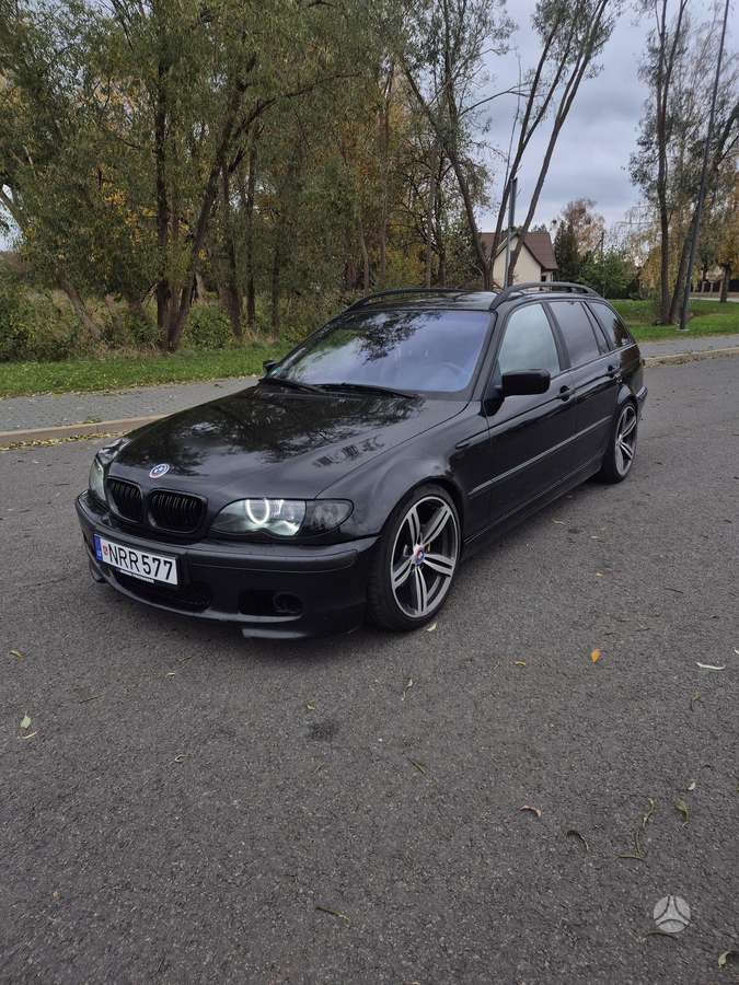 BMW 320