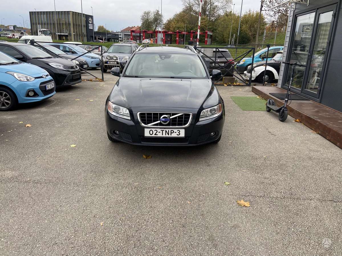 Volvo V70