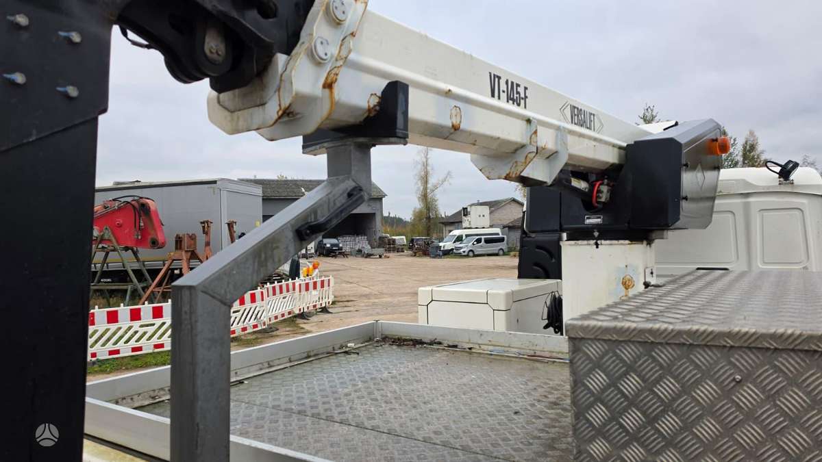 MAN TGL 12.180, crane trucks
