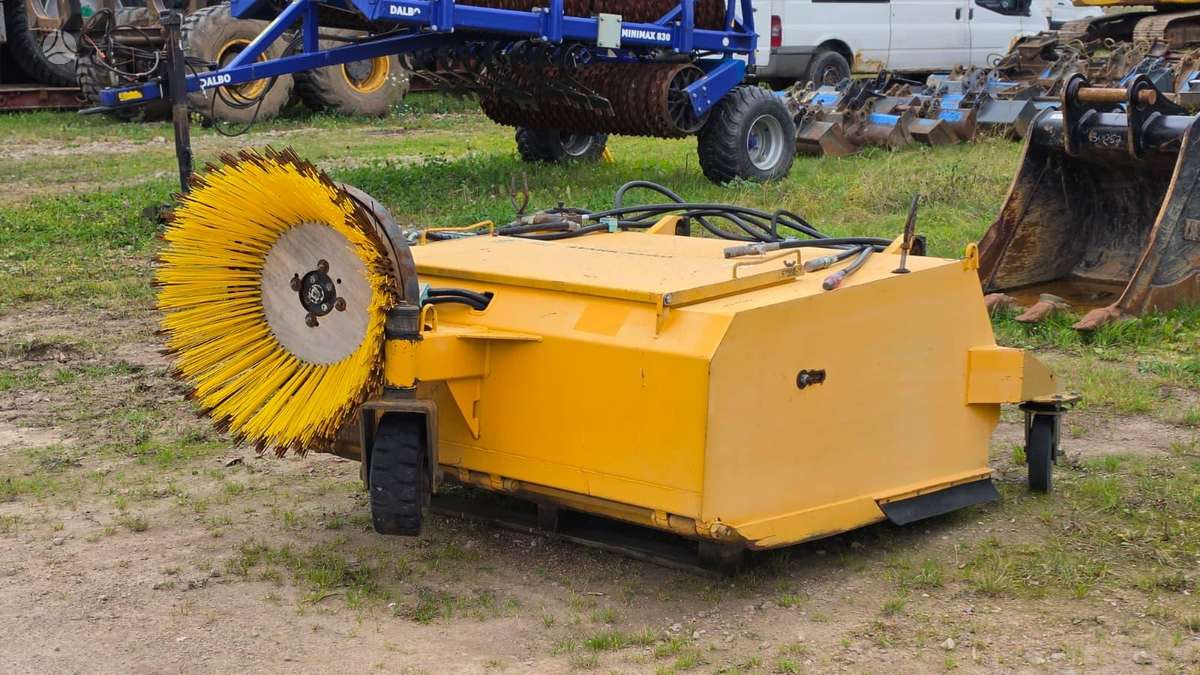 -Kita- BM1500, frontal loader