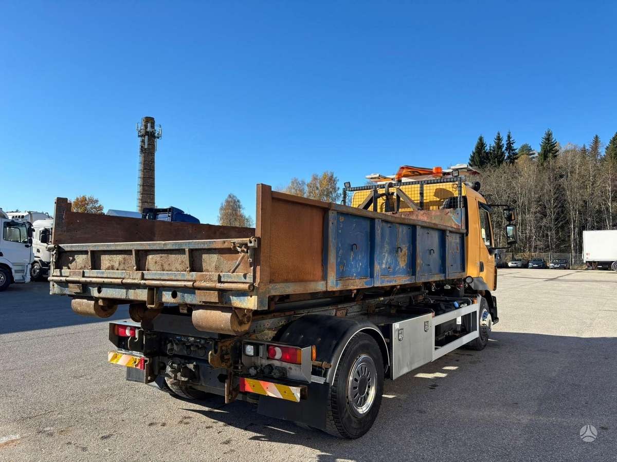 Volvo FL-280, hooklift trucks