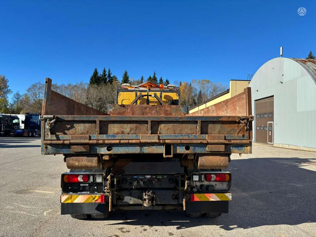 Volvo FL-280, hooklift trucks