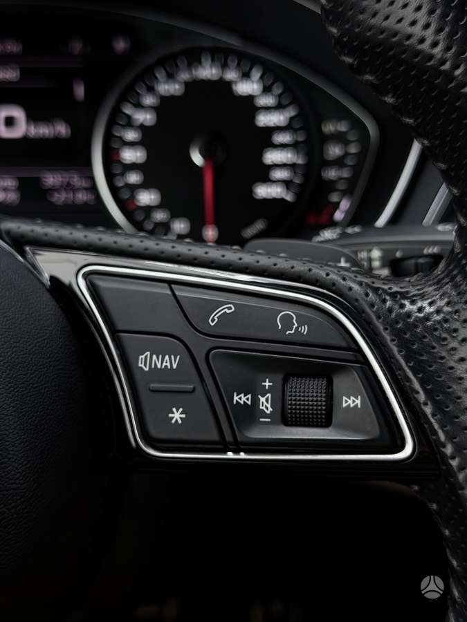 Audi A4, 2.0 l., Универсал