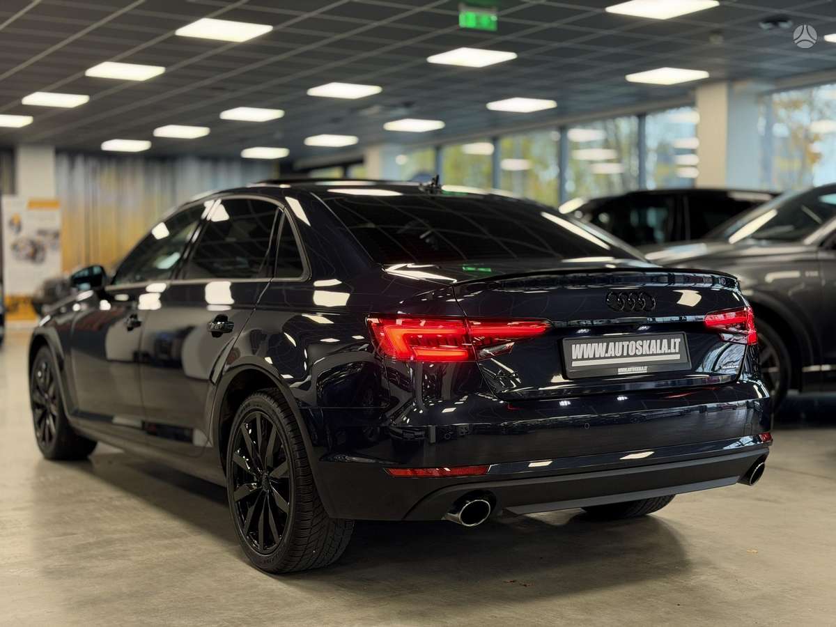 Audi A4, 2.0 l., Седан