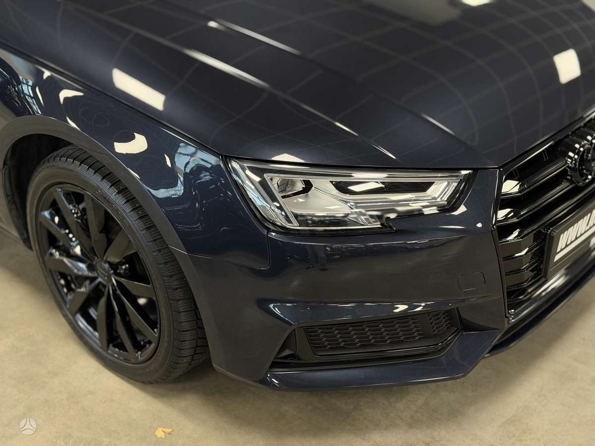 Audi A4, 2.0 l., Седан
