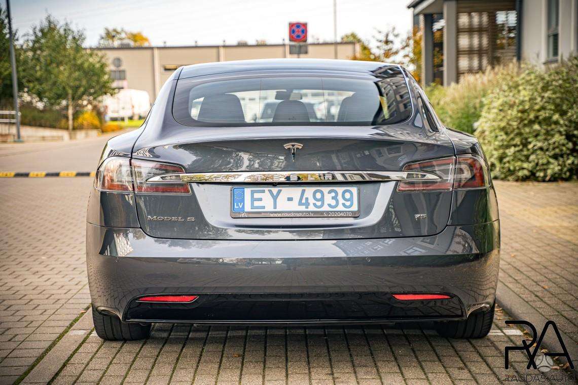Tesla Model S, hatchback