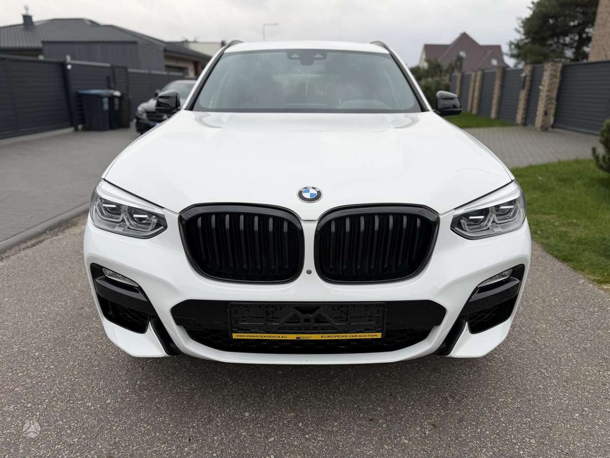 BMW X3, 2.0 l., off-road / crossover