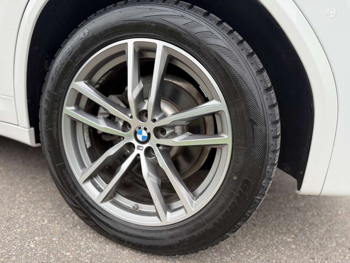 BMW X3, 2.0 l., off-road / crossover