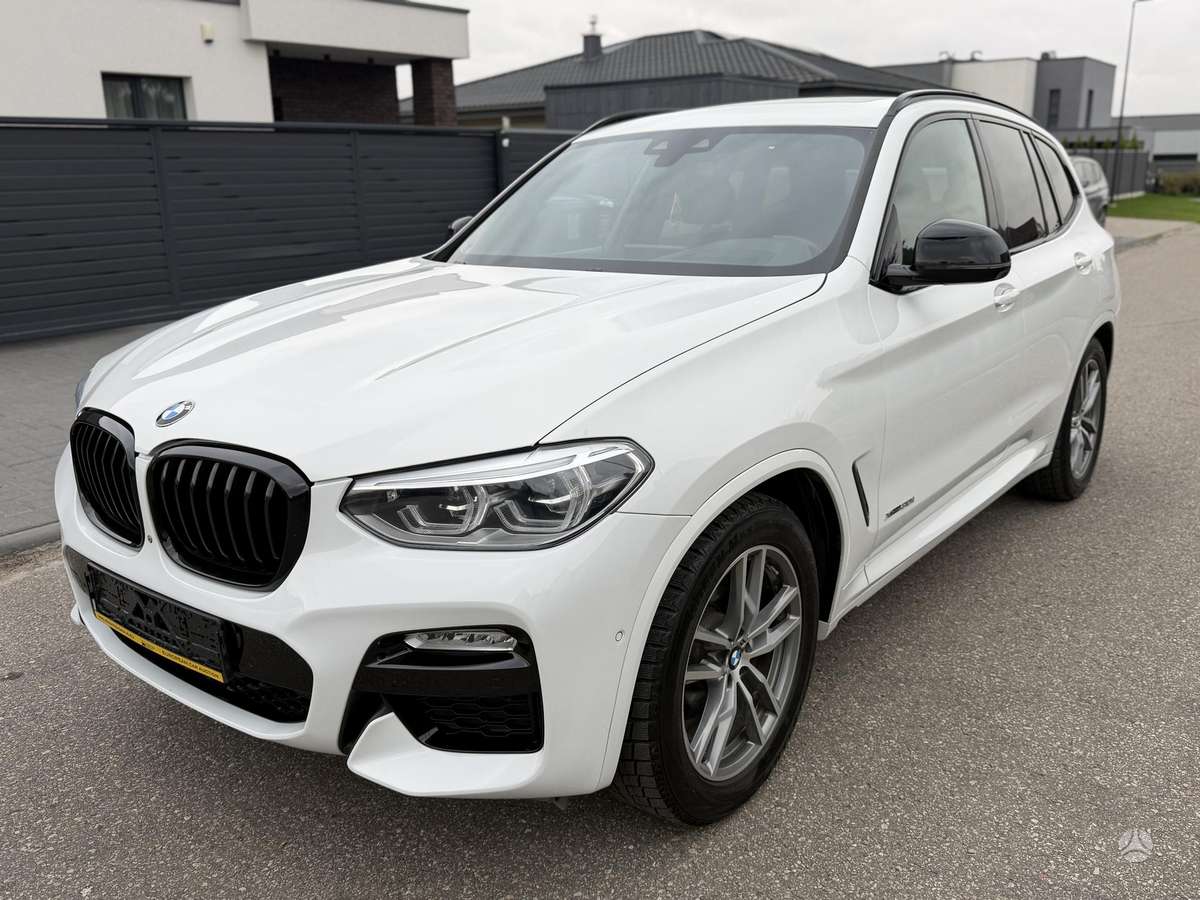 BMW X3, 2.0 l., off-road / crossover