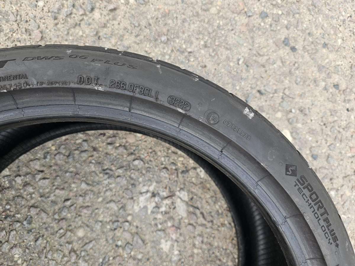 Continental, universalios 245/35 R19