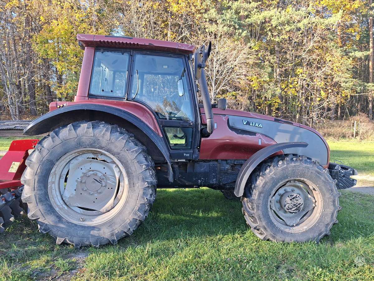 Valtra T130c, traktoriai