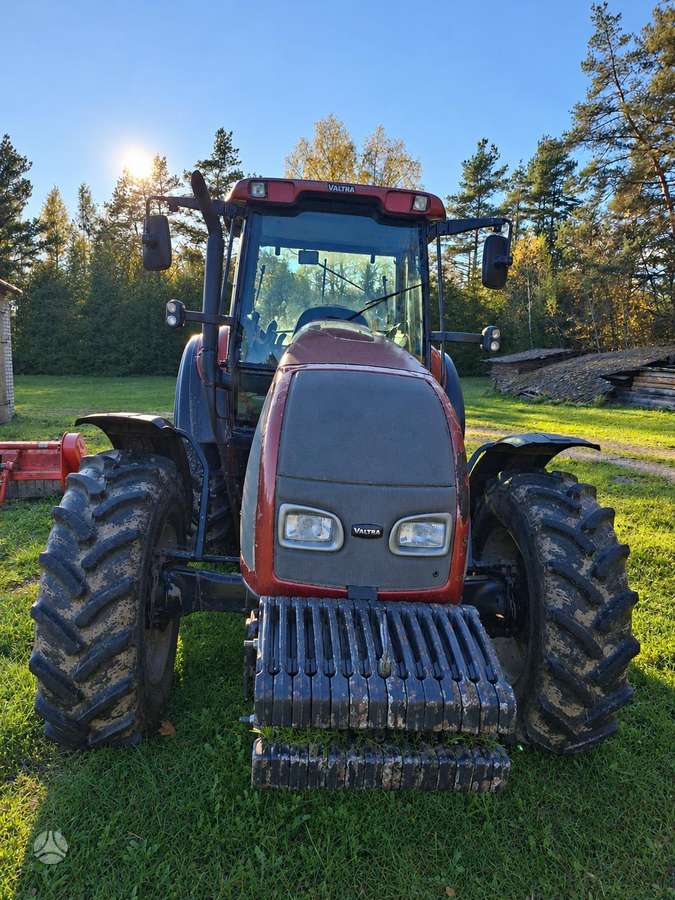 Valtra T130c, traktoriai