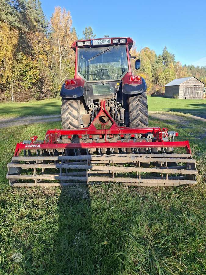 Valtra T130c, traktoriai
