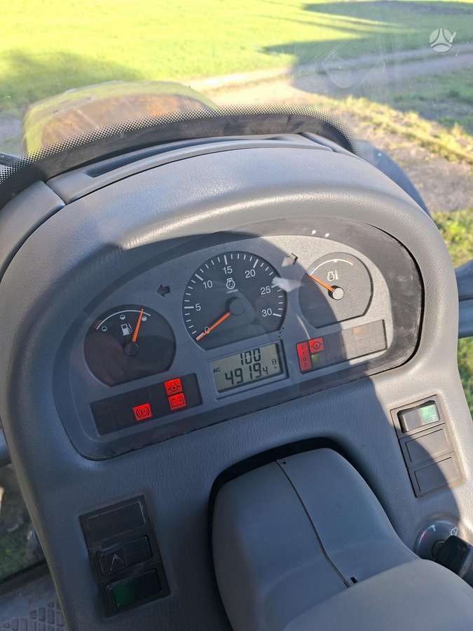 Valtra T130c, traktoriai