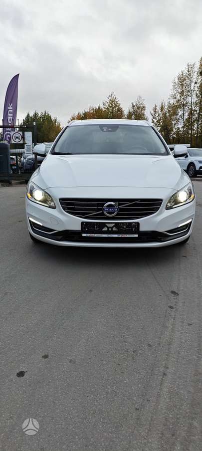 Volvo V60 2013 — вигляд ззаду
