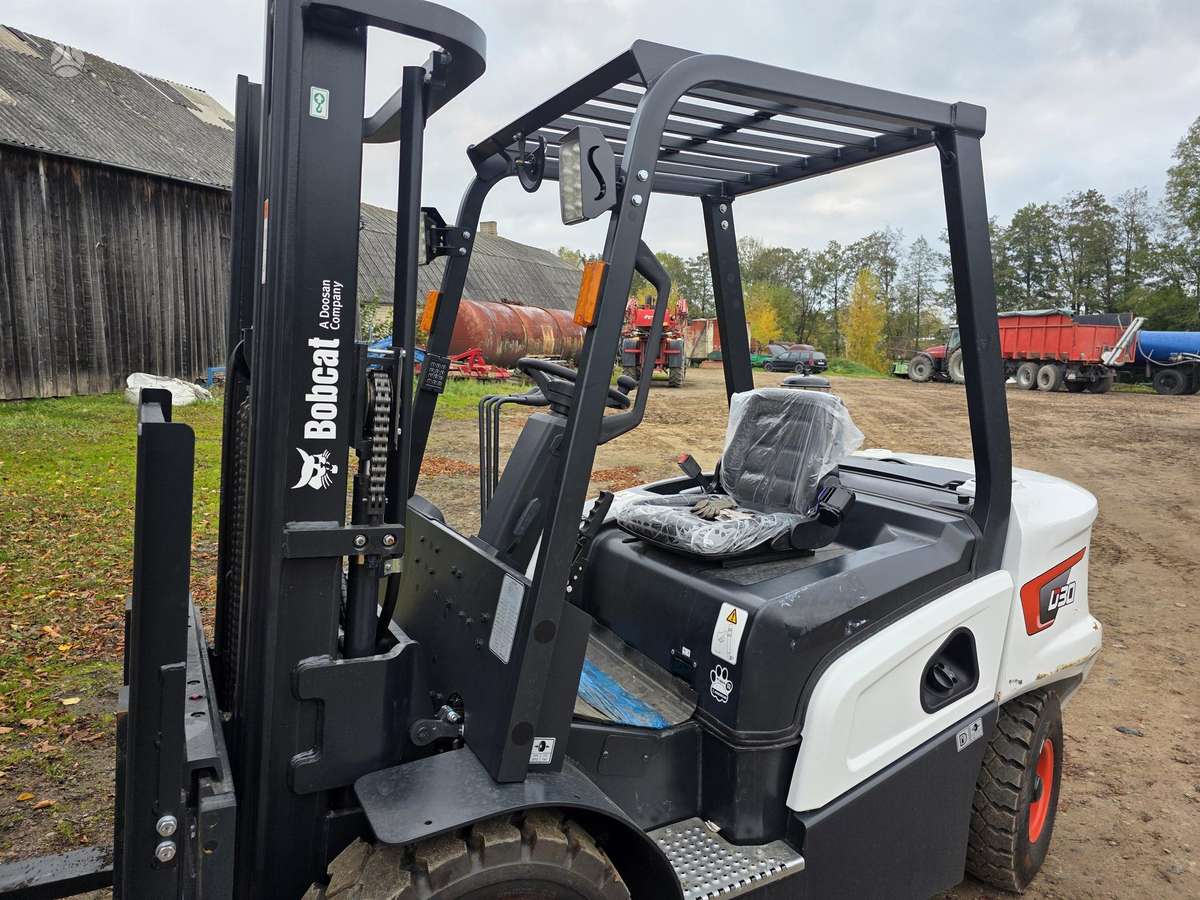 Bobcat D30, вилочные погрузчики