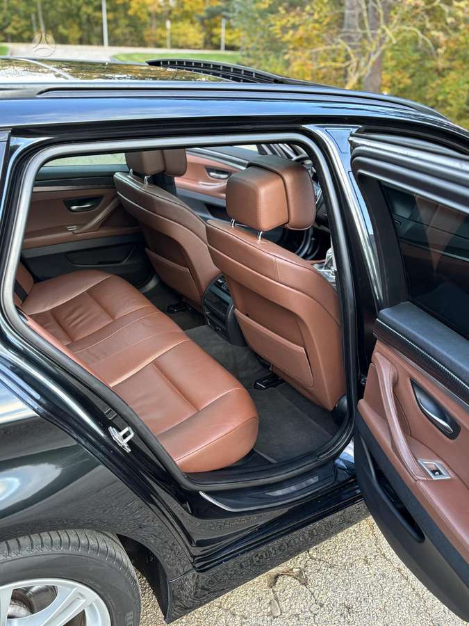 BMW 520, Универсал