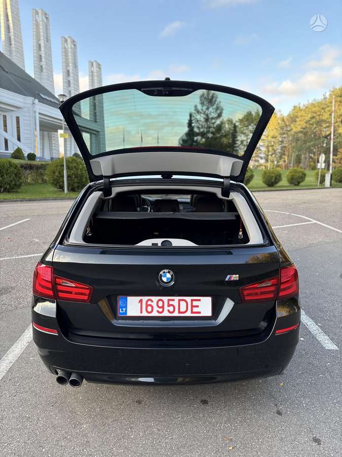 BMW 520, Универсал