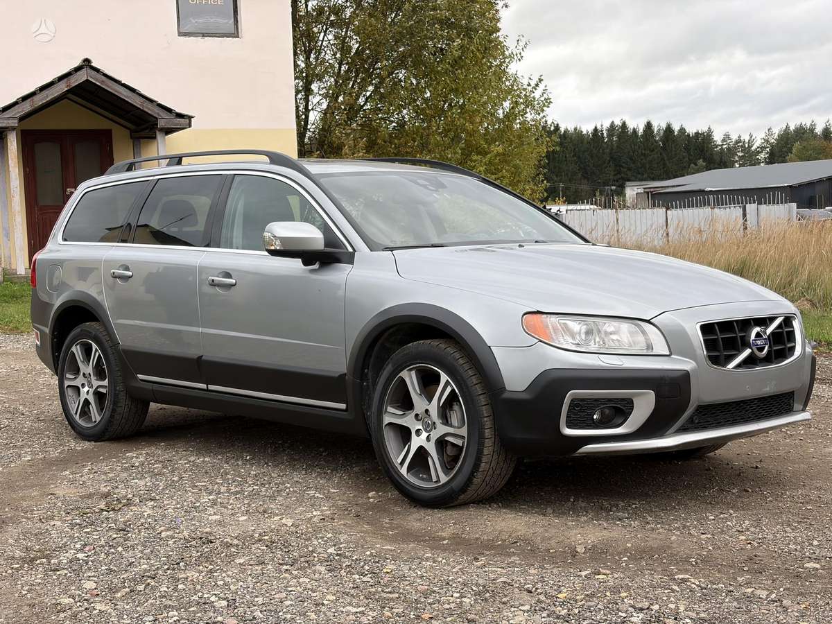 Volvo XC70