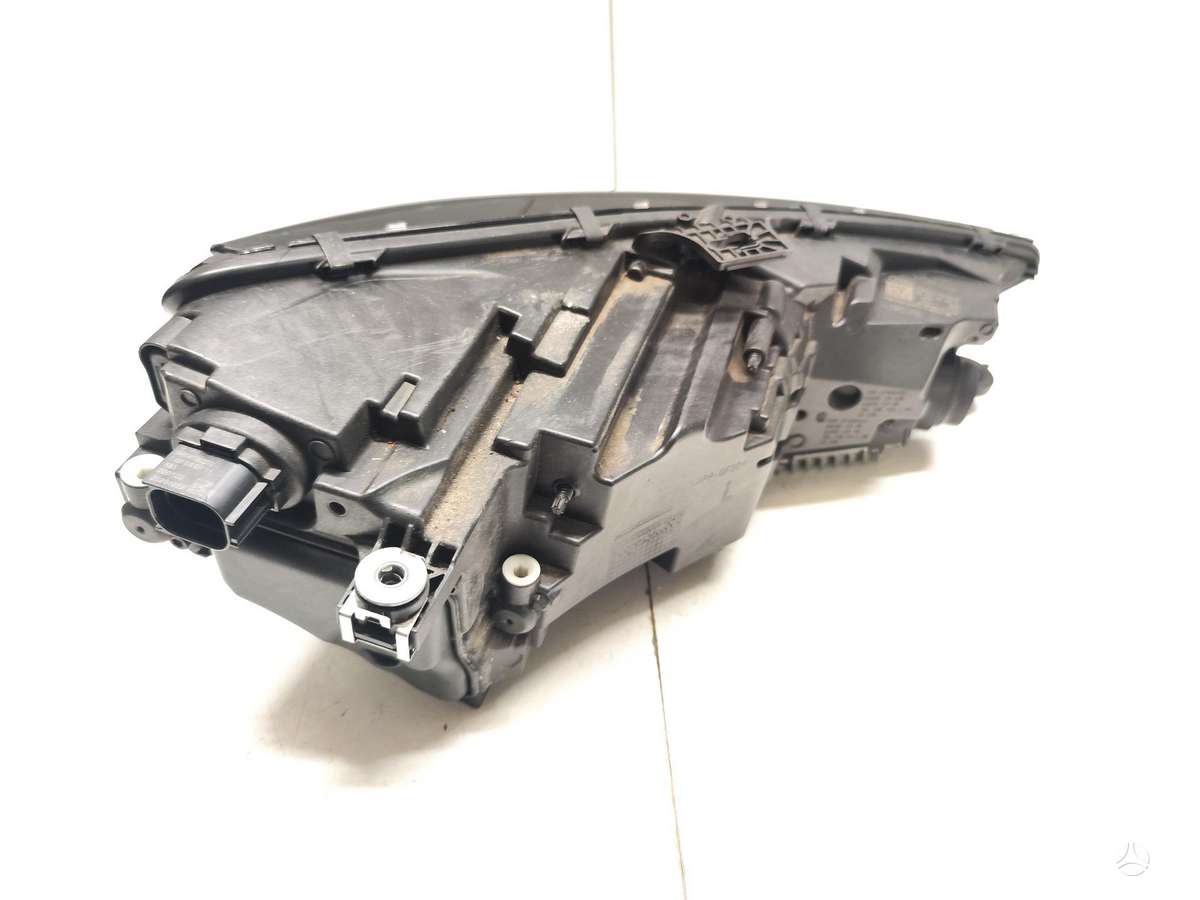 Audi A4, 8w0941033d