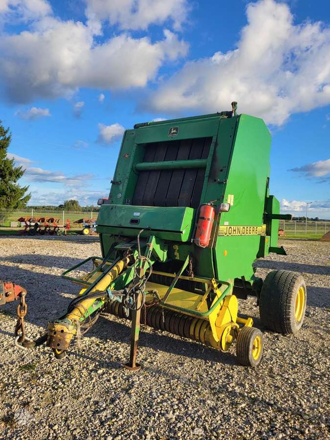 John Deere 580, presai