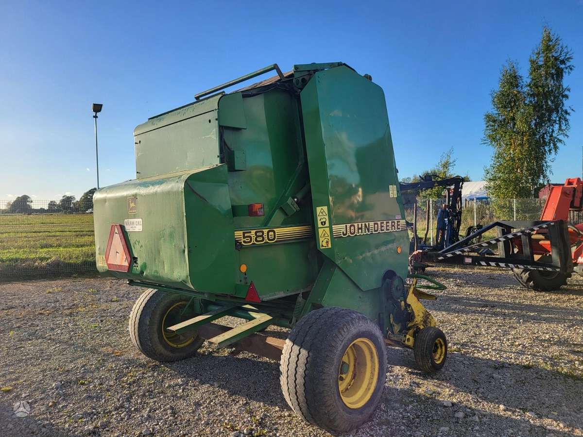 John Deere 580, presai