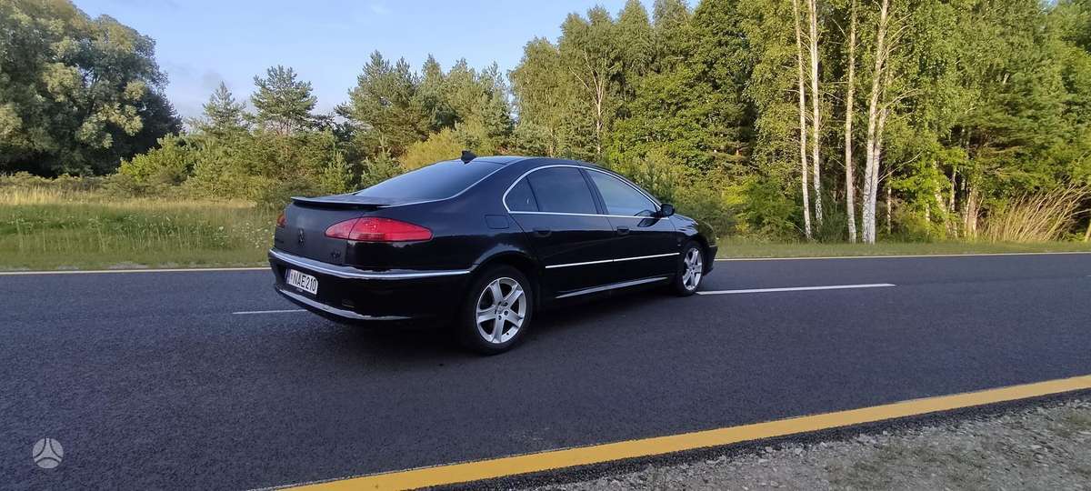 Peugeot 607