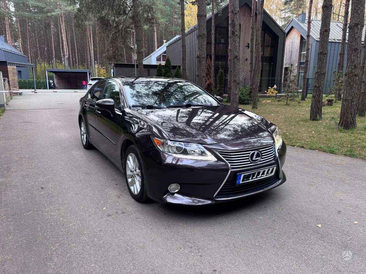 Lexus ES 300h