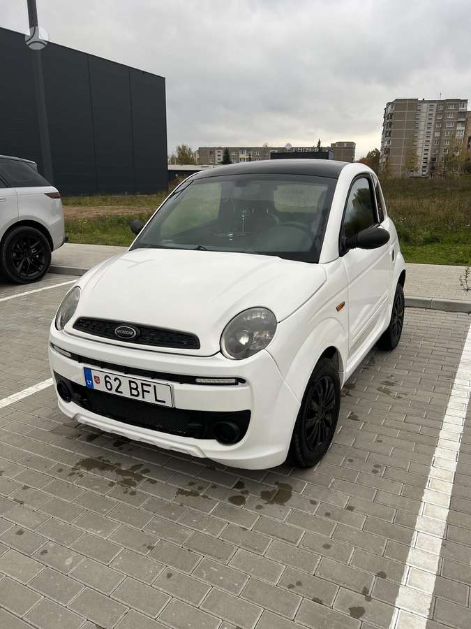 Microcar DUE, hečbekas