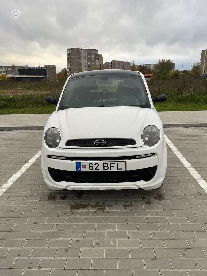 Microcar DUE, hečbekas