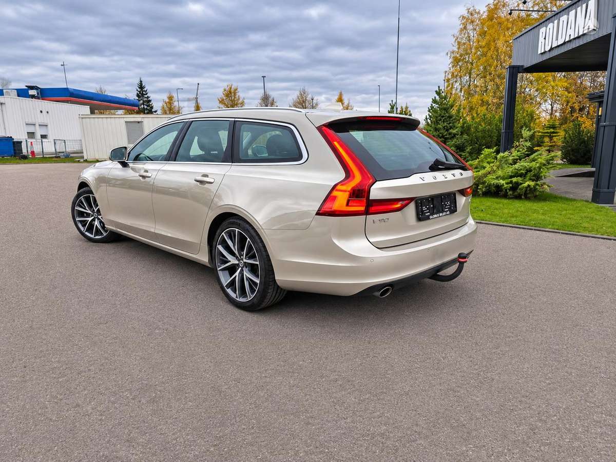 Volvo V90, 2.0 l., Универсал