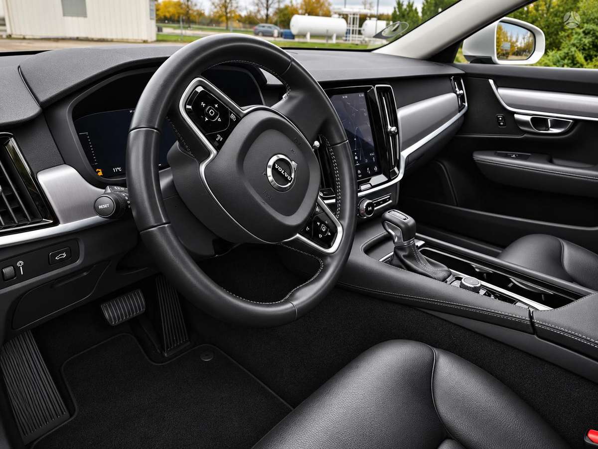 Volvo V90, 2.0 l., Универсал
