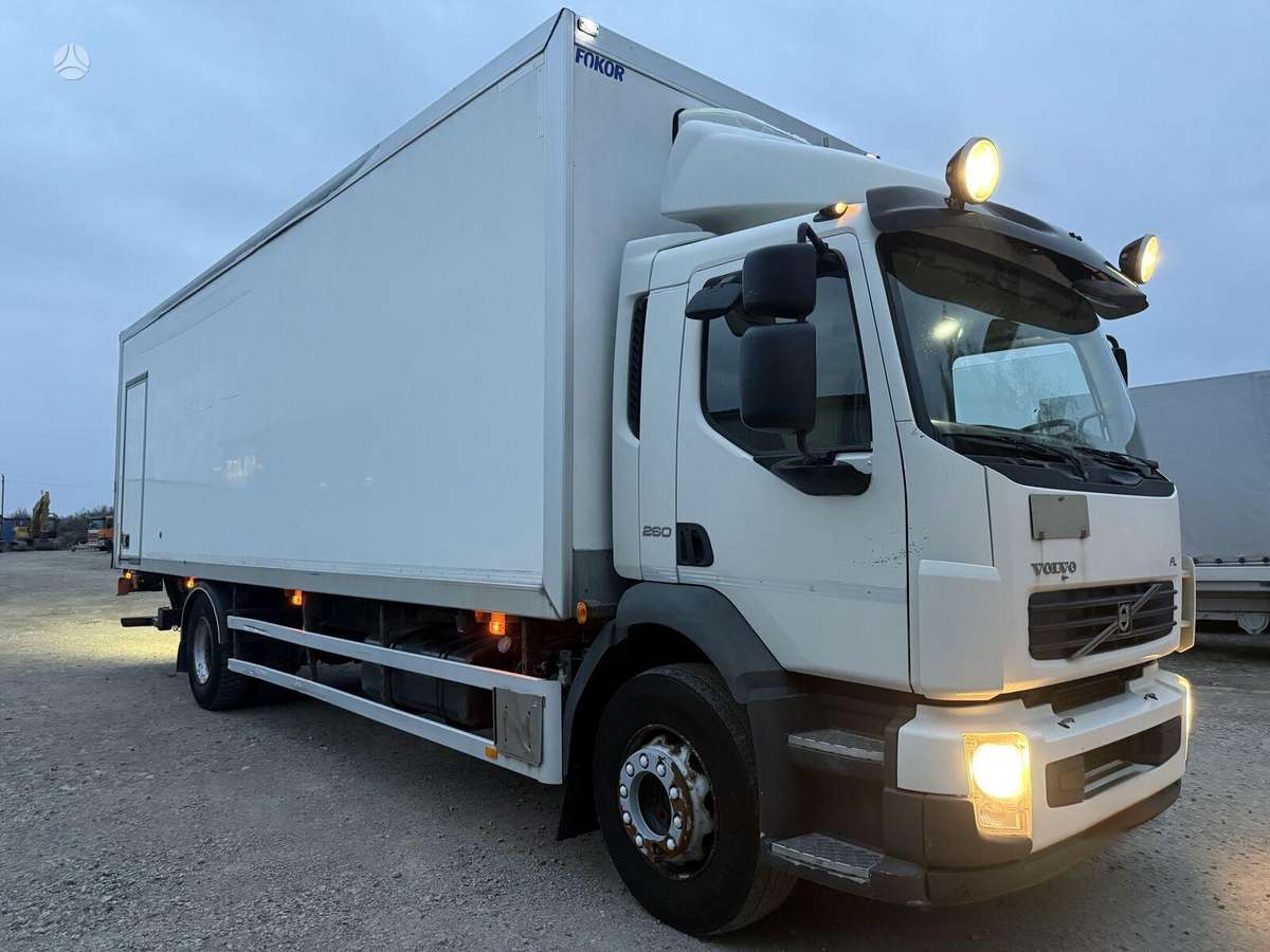 Volvo FL260 / Open side box /, isothermal trucks