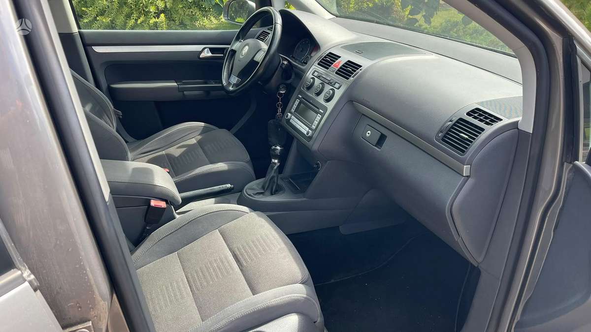 Volkswagen Touran