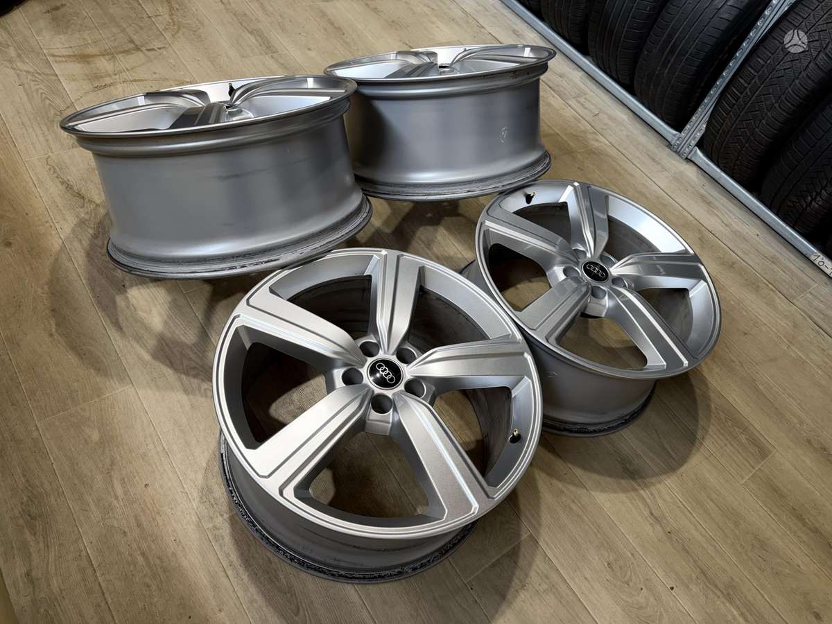 Audi A6 Q5 E-Tron, light alloy, R20