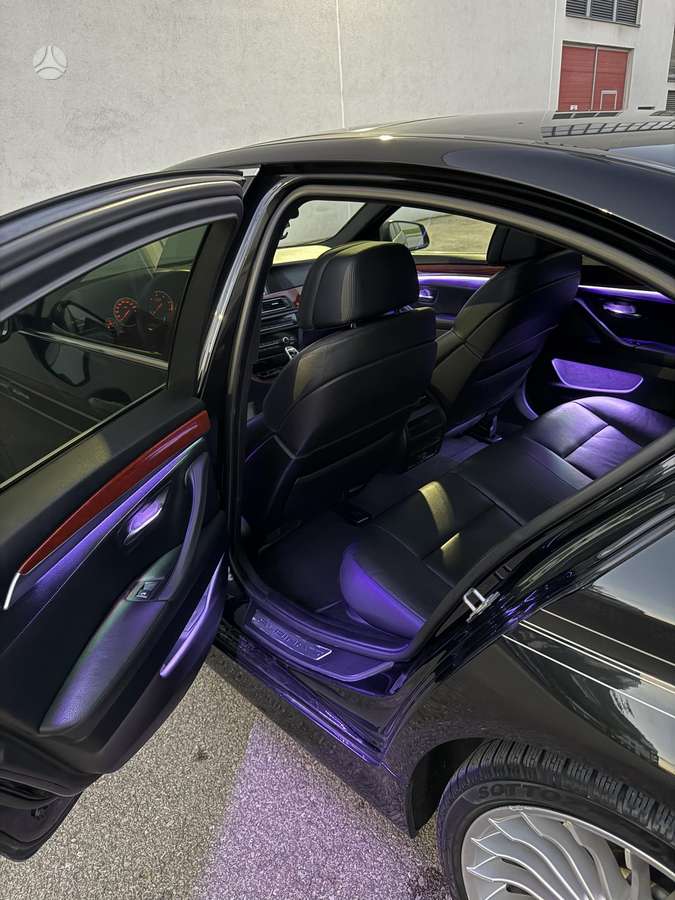BMW 535, 3.0 l., Седан