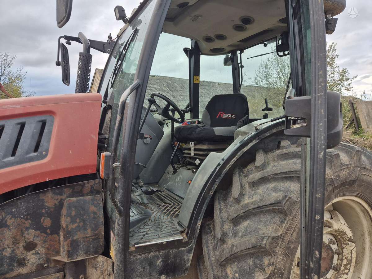 HATTAT A110, traktoriai