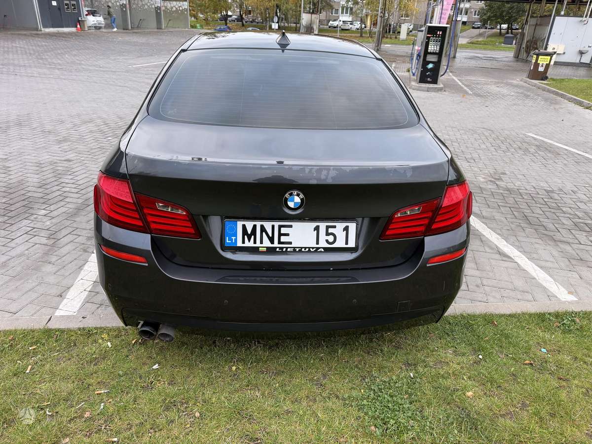 BMW 525, 3.0 l., Седан