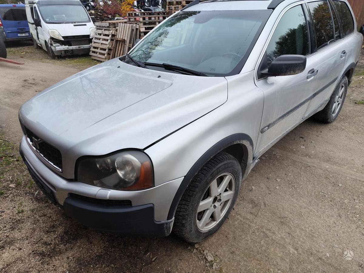 Volvo XC90 dalimis