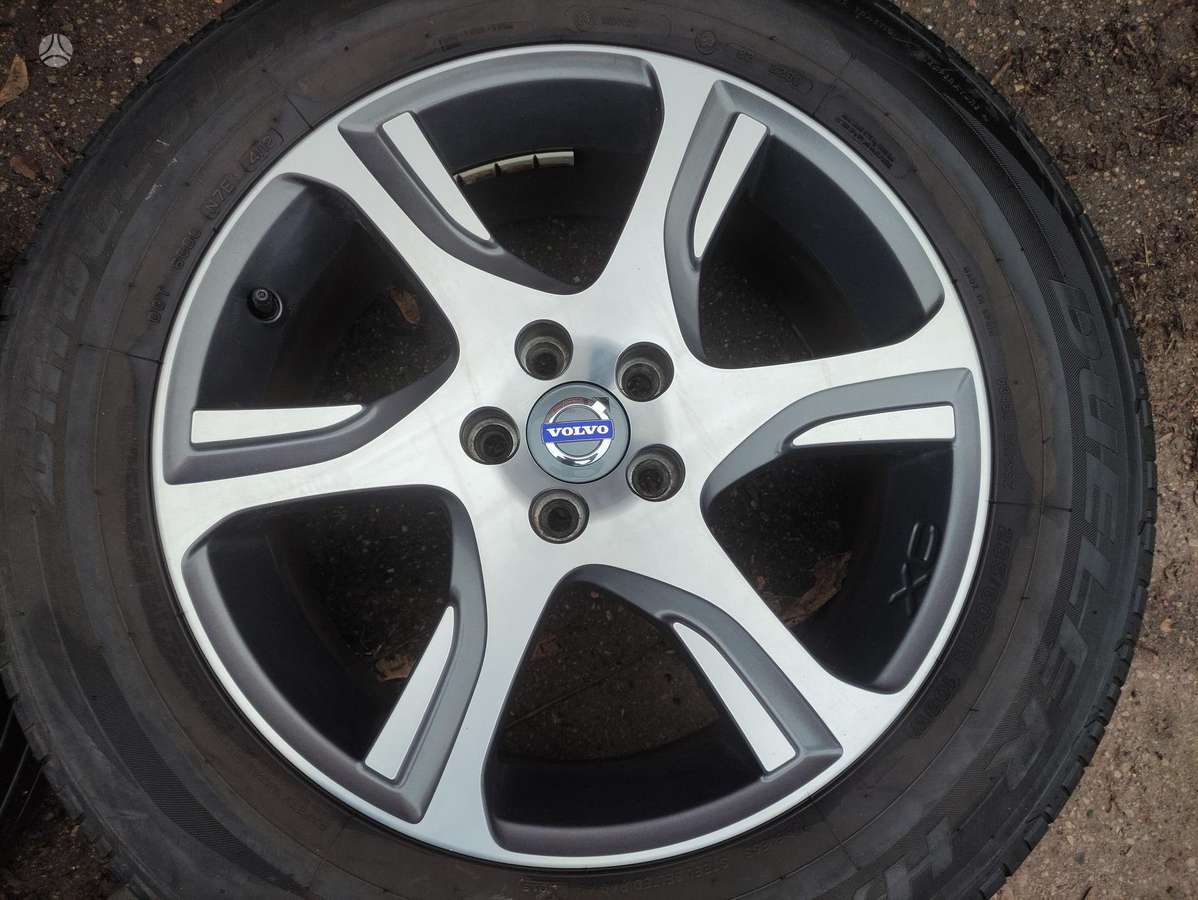 Volvo, lengvojo lydinio, R18