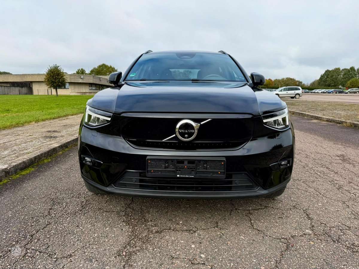 Volvo XC40, Внедорожник / Кроссовер