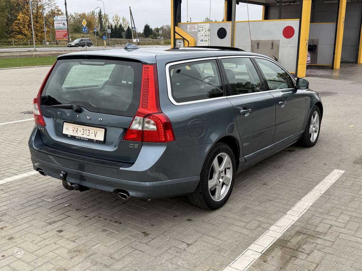 Volvo V70, 2.4 l., Универсал