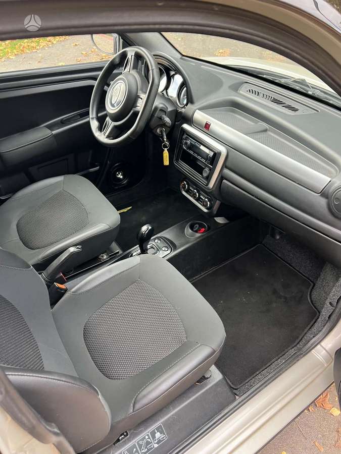 Microcar Mgo, Хэтчбек